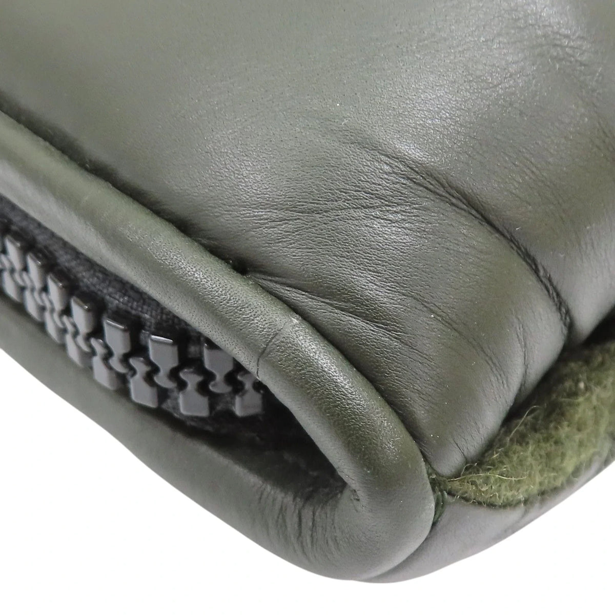 6042 - Bottega Veneta Intrecciato Padded Clutch Dark Green - Image 8