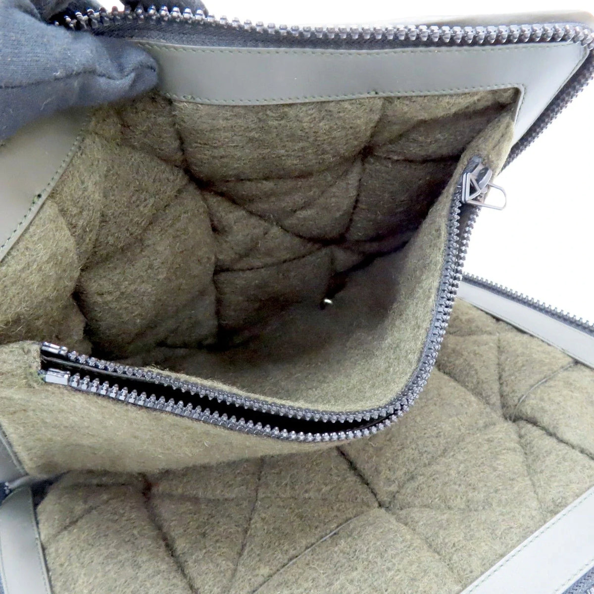 6042 - Bottega Veneta Intrecciato Padded Clutch Dark Green - Image 10