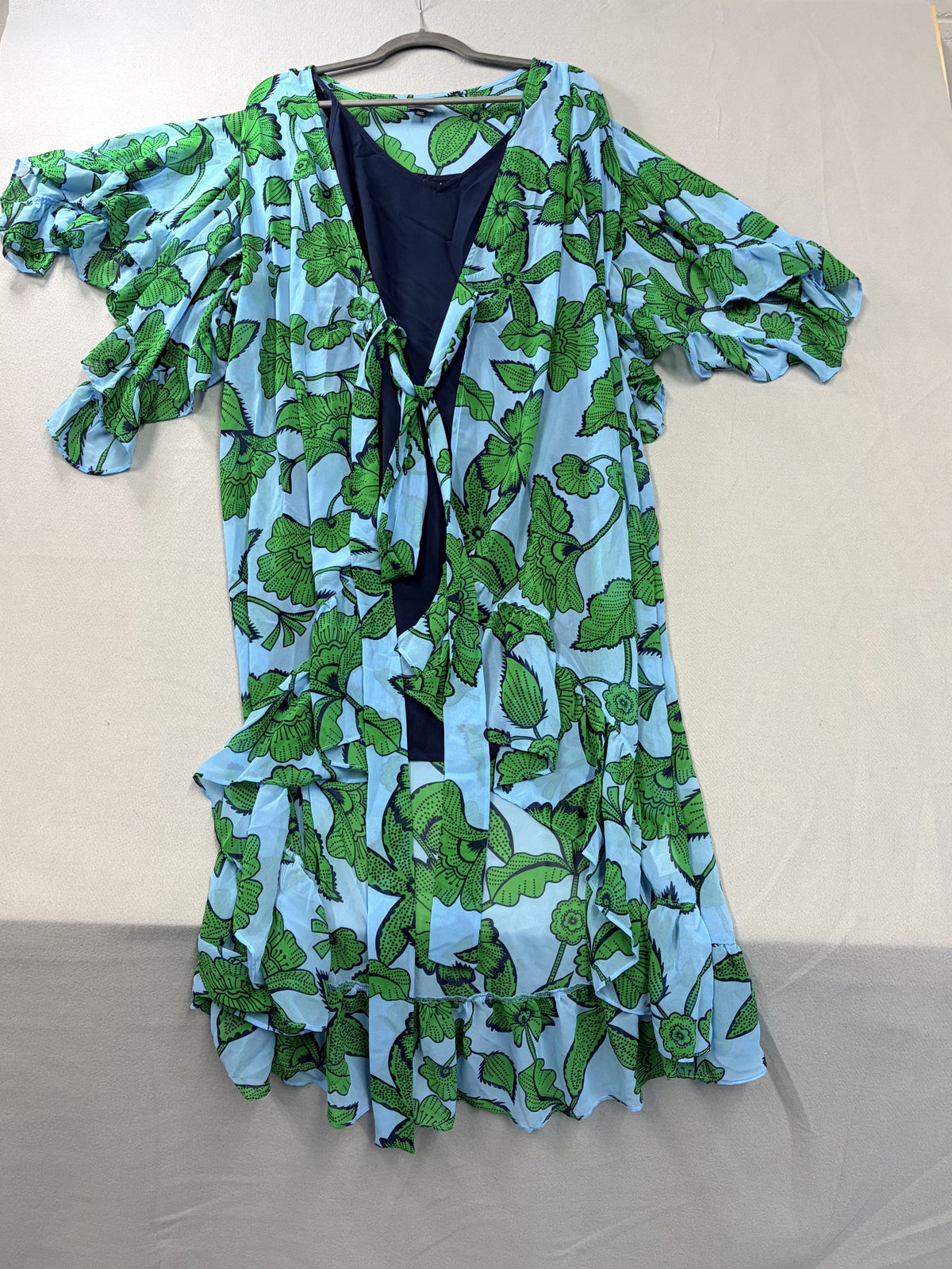 cabi 5815 Derby Dress blue green floral wrap dress slip size S Women's - Image 1