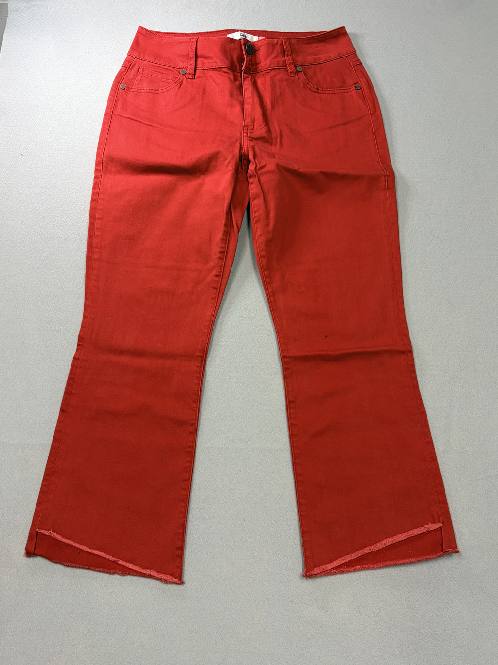 cabi Hi-Low Crop Jeans Red Women's Size 6 - Image 1