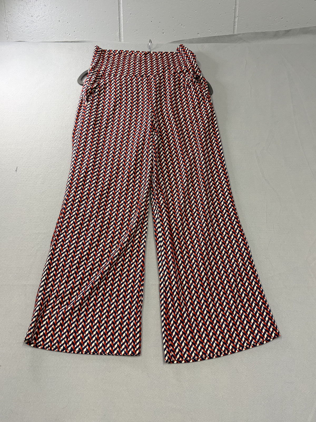 CAbi Kelly Wide Leg Crop Pant Geometric Print Women's Size Small - Image 1