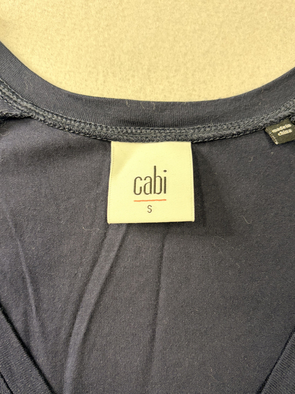 cabi Ultimate Tee Navy Blue V-neck Short Sleeve Size S T-shirt Women's - Image 2