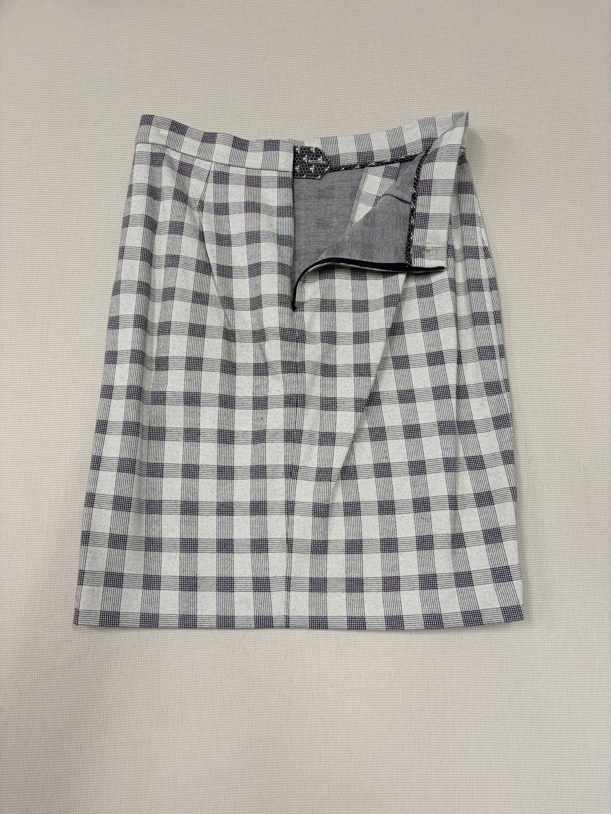 Cabi Valentina Gray and White Plaid Faux Wrap Pencil Skirt Women's - Image 3
