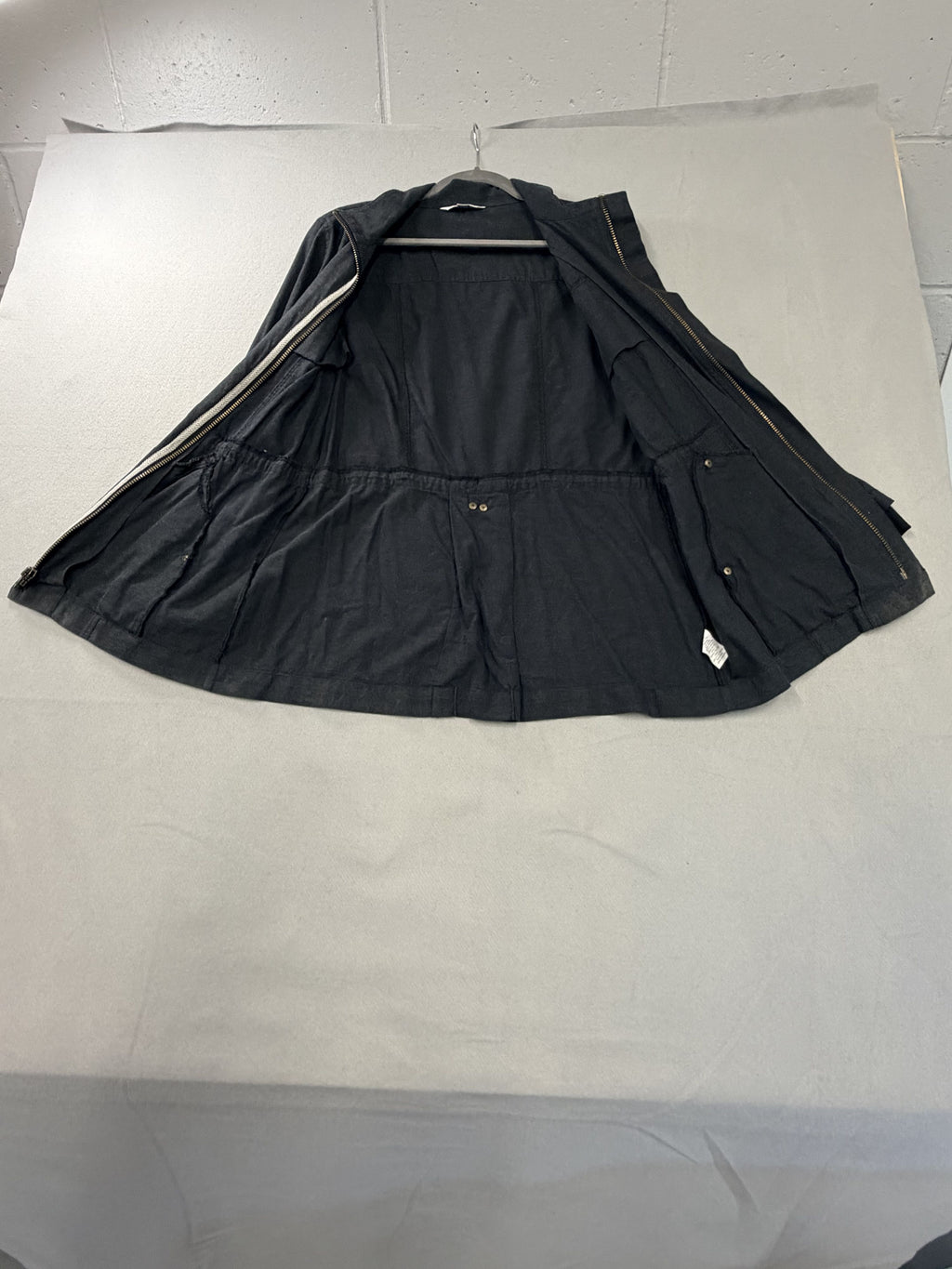 CAbi Weekend Utility Jacket Charcoal Gray Women's Small Full Zip - Image 4