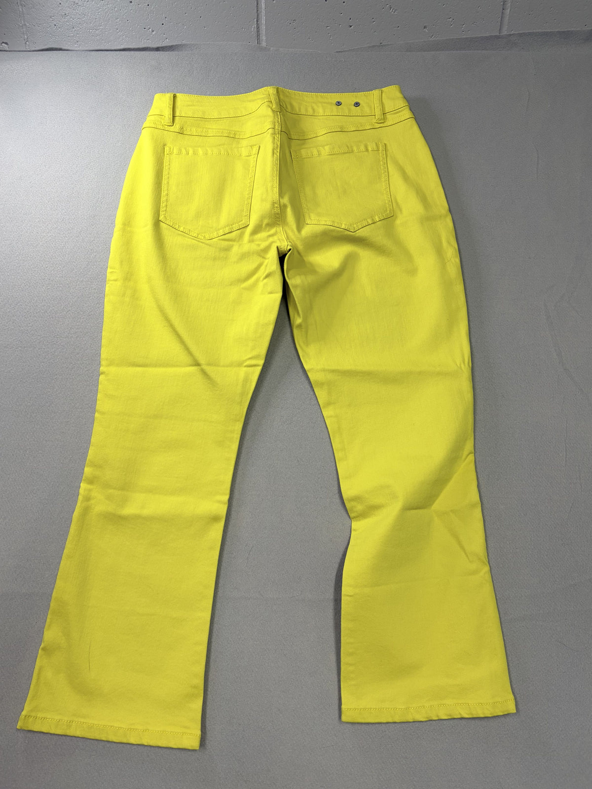 CAbi Yellow Flare Bootcut Jeans Size 6 Vietnam Women's - Image 3