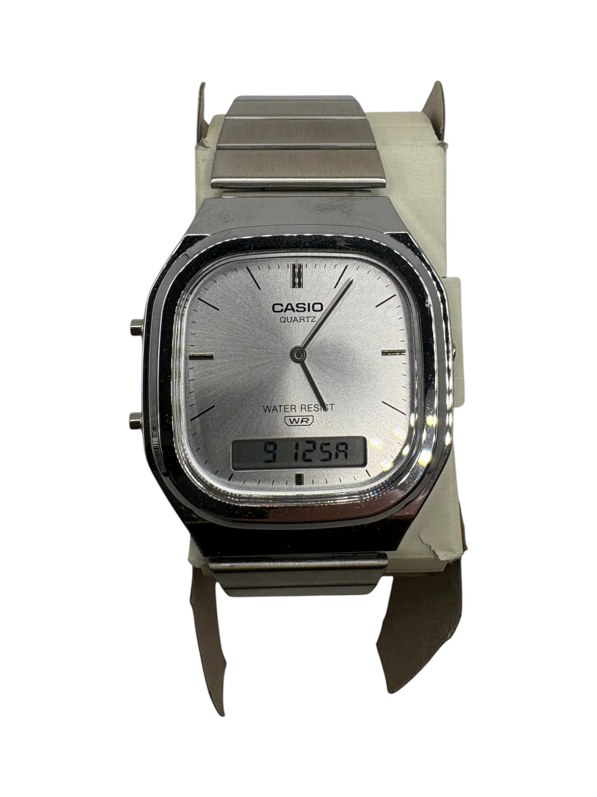 Casio AQ-240E-7A Vintage Analog-Digital Silver Stainless Steel Quartz WR - Image 2