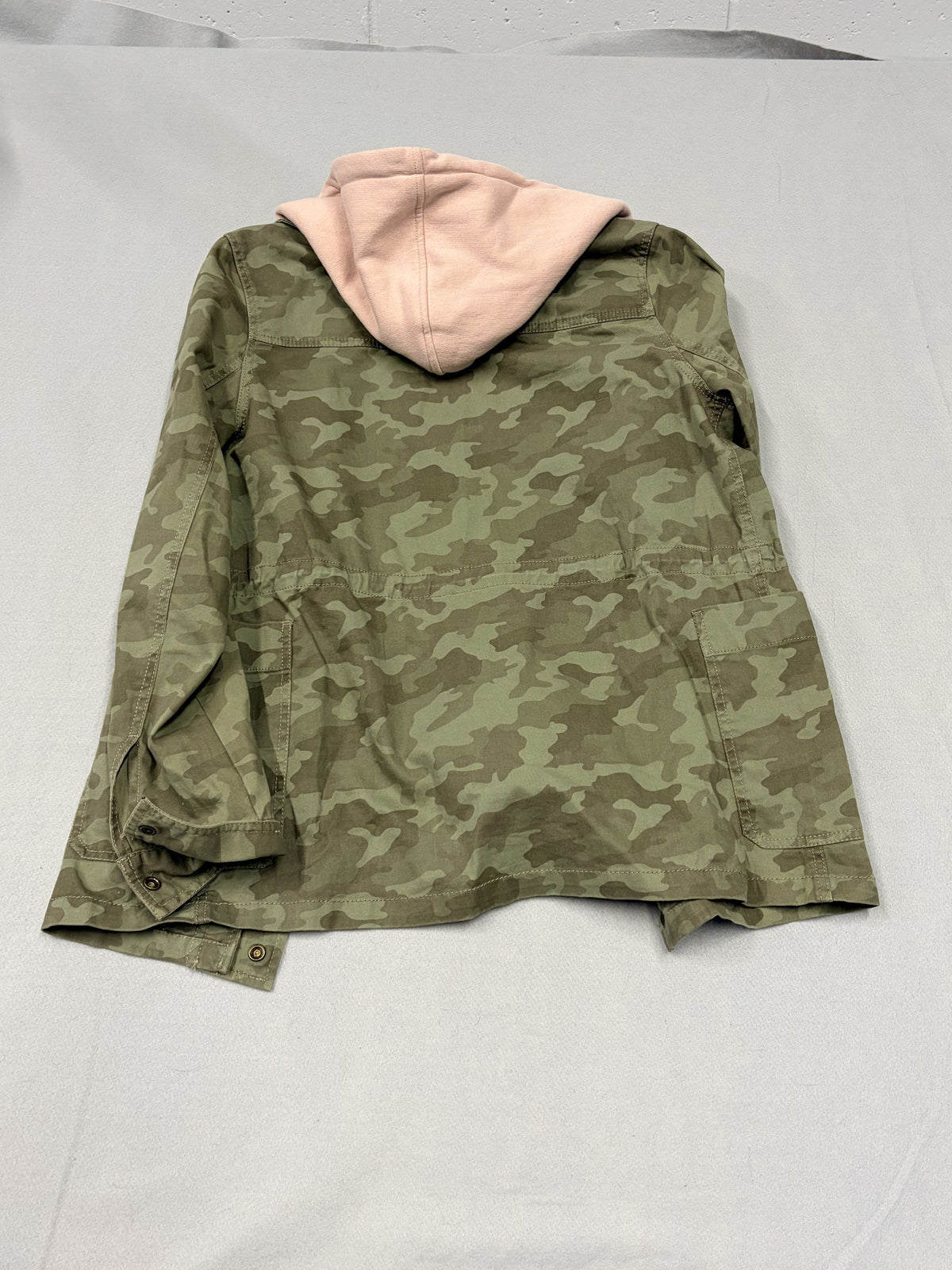 Caslon Hooded Camo Utility Jacket Green Camouflage Pink Hood Medium Women's - Image 3