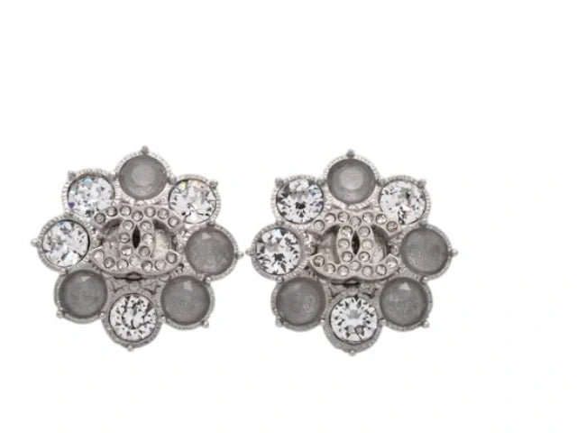 7541 - Chanel CC Flower Earrings in Silver-tone & Crystal - Image 1
