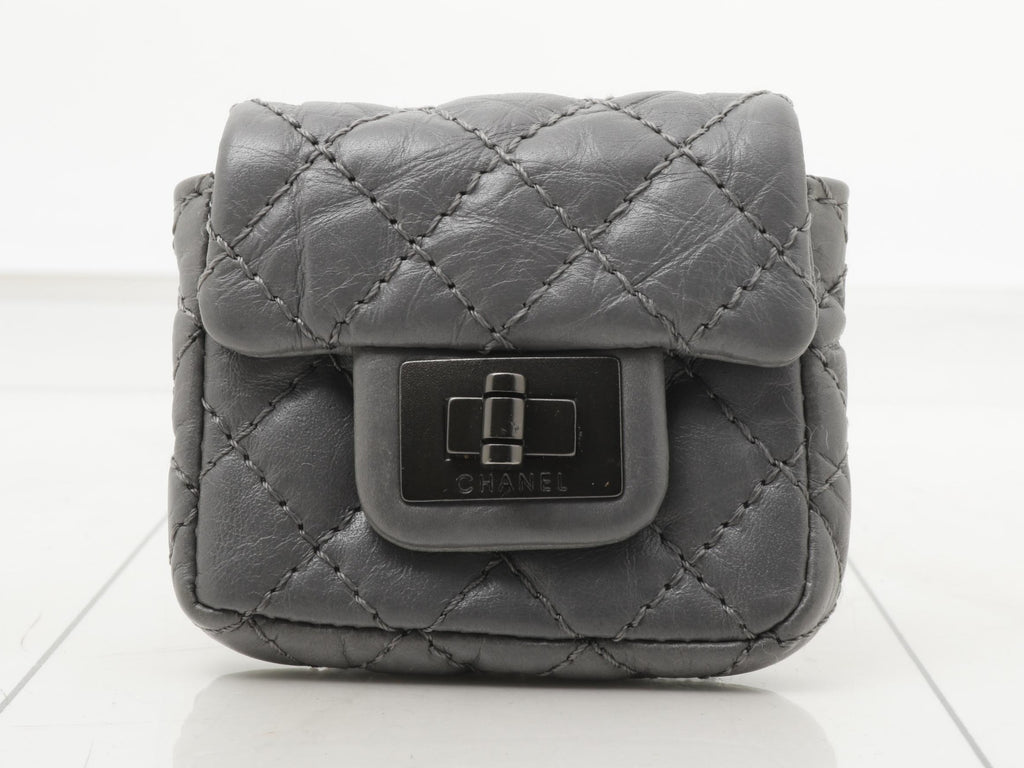 7660 - Chanel 2.55 Reissue Mini Matelasse Pouch Airpod Case - Image 1