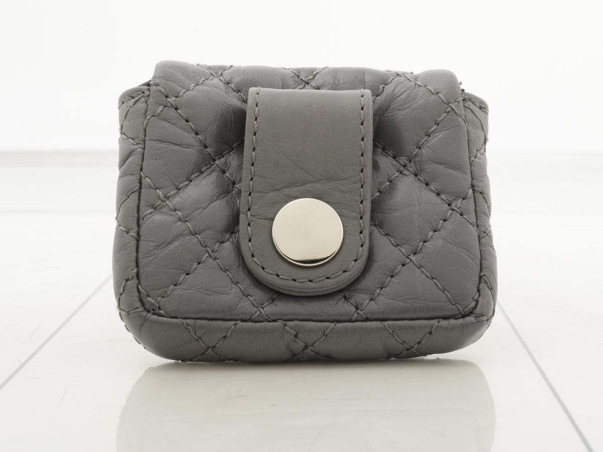 7660 - Chanel 2.55 Reissue Mini Matelasse Pouch Airpod Case - Image 2