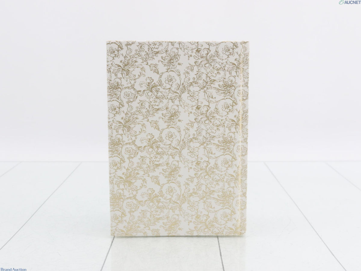 7613 - Christian Dior Holiday 2023 Notebook White Gold - Image 2