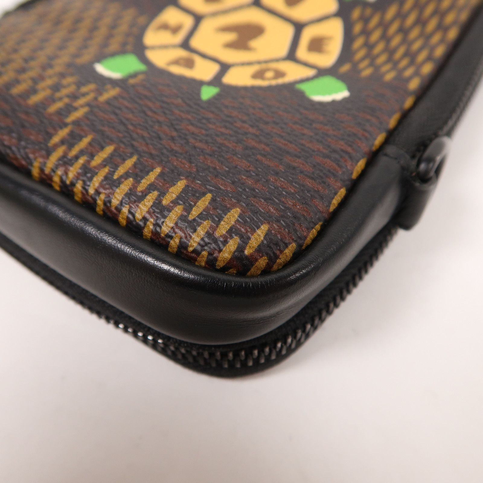 LOUIS VUITTON x Nigo Damier Phone Pouch Wallet