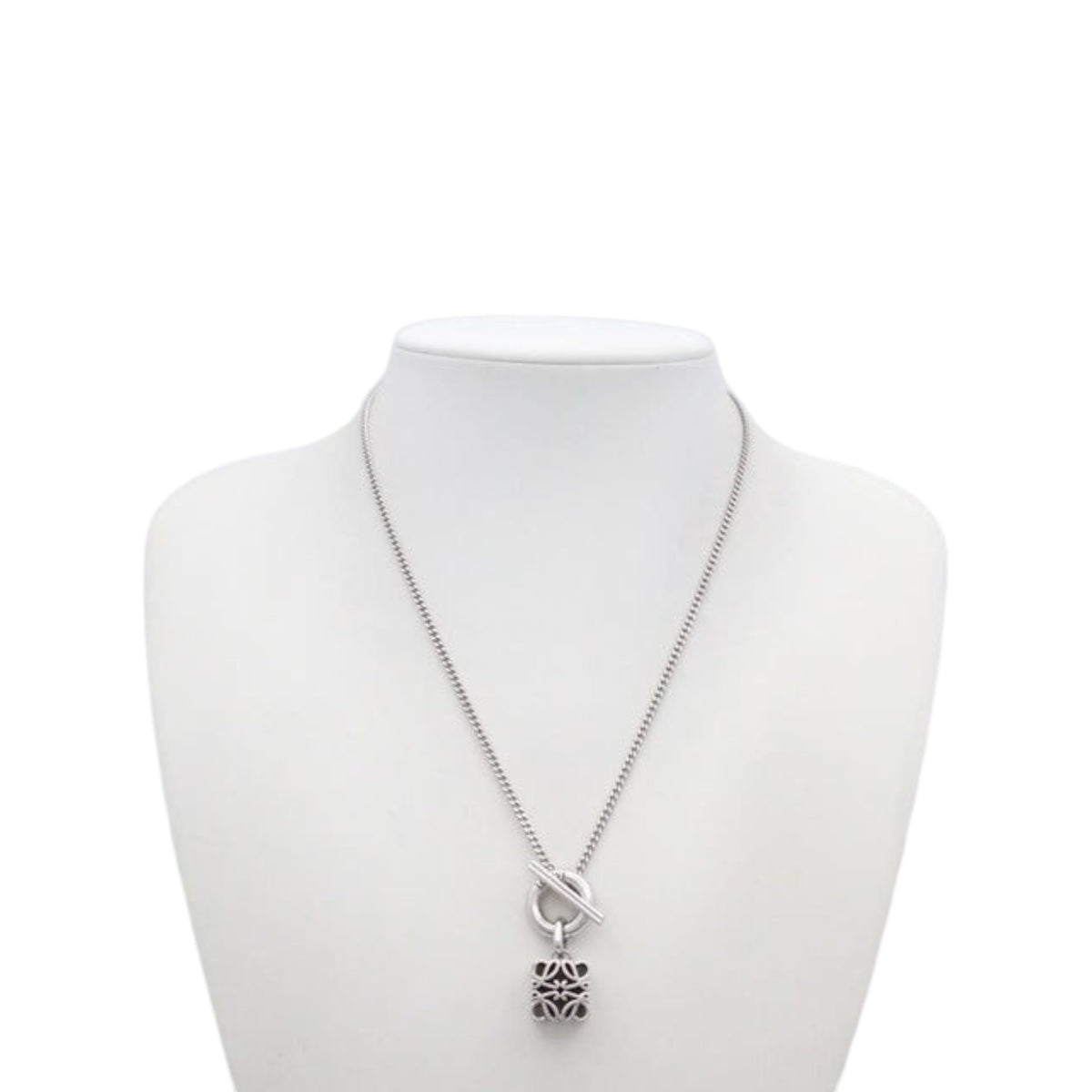 CURATED by Kira Loewe Anagram necklace in silver Ag925 featuring a toggle clasp on a 42cm chain