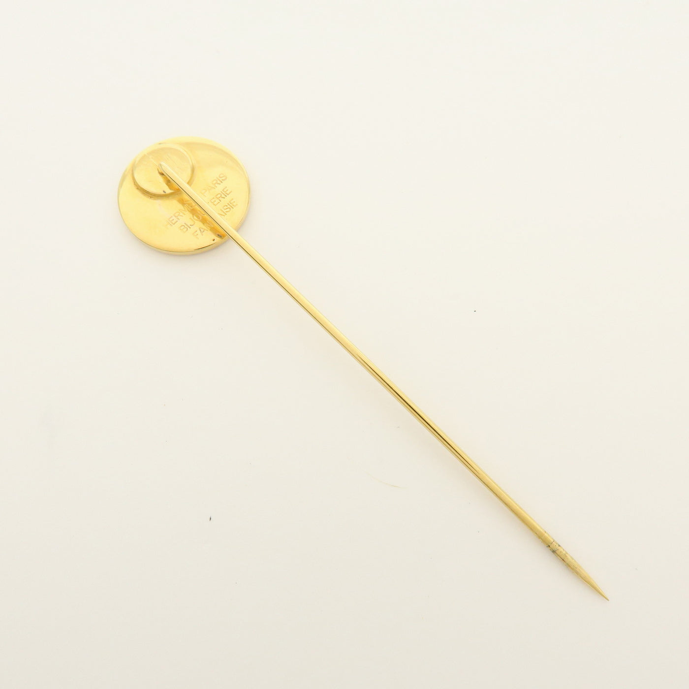 7072 - Hermes Set Of 2 Sellier Metal Pin Brooch Gold