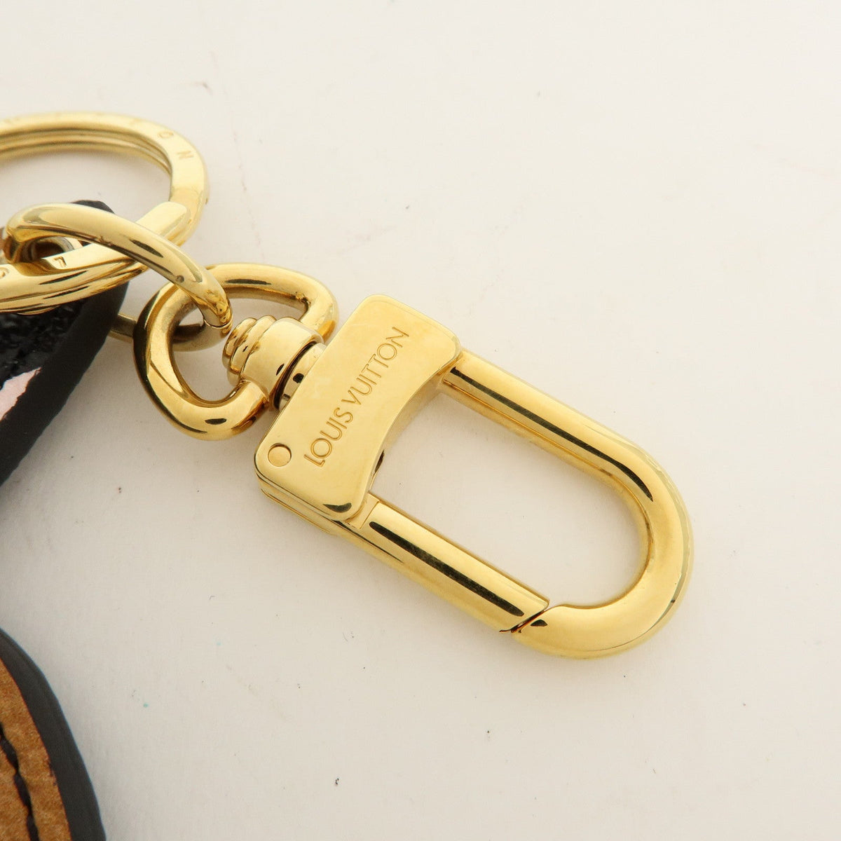7411 - Louis Vuitton Illustre Wild At Heart Bag Charm Key Ring