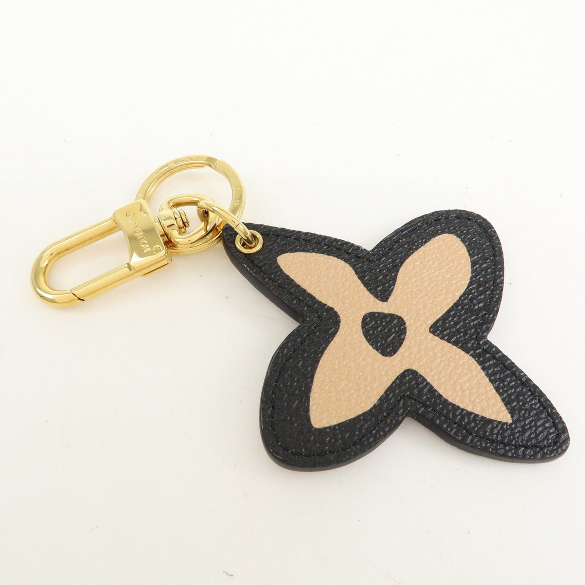 7411 - Louis Vuitton Illustre Wild At Heart Bag Charm Key Ring