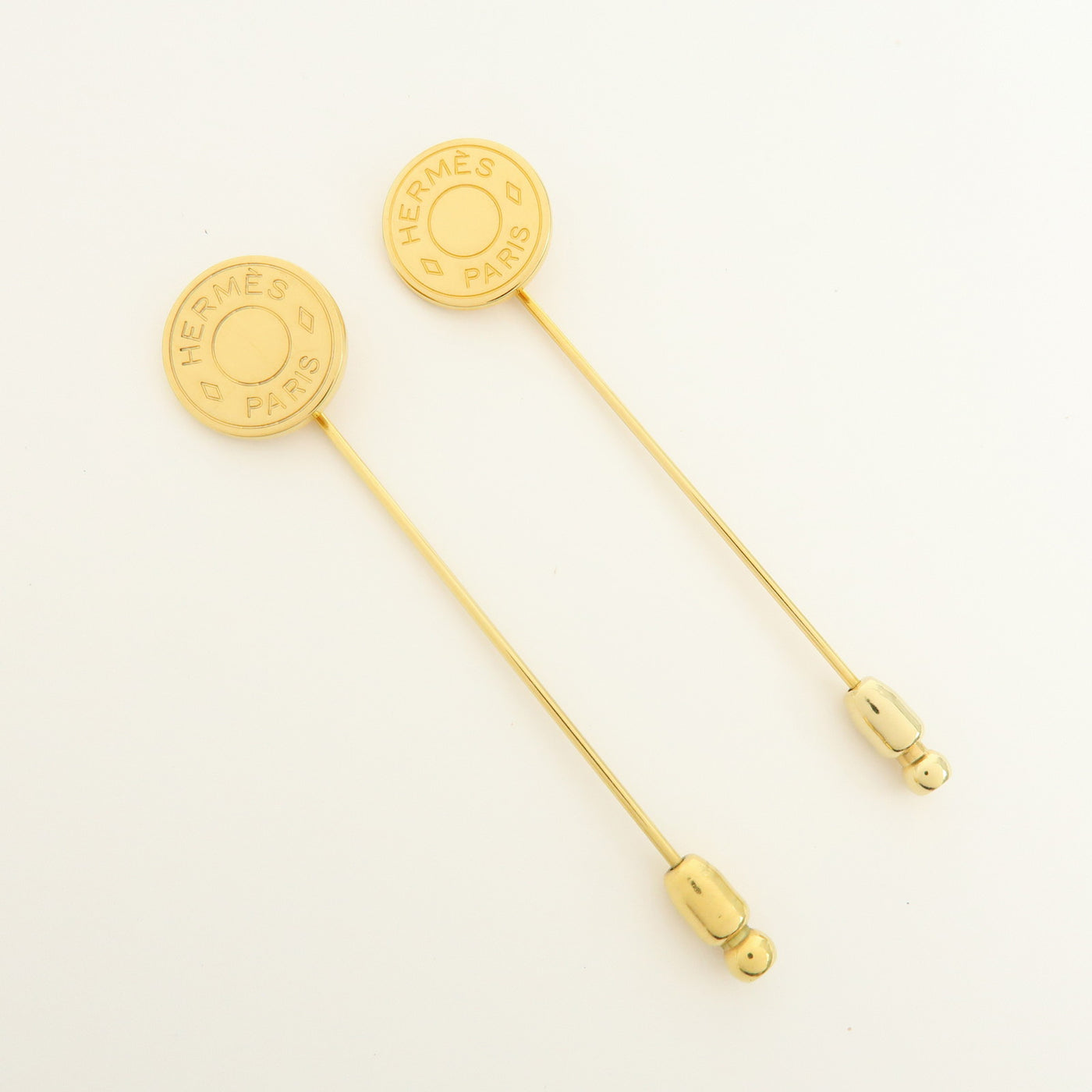 7072 - Hermes Set Of 2 Sellier Metal Pin Brooch Gold