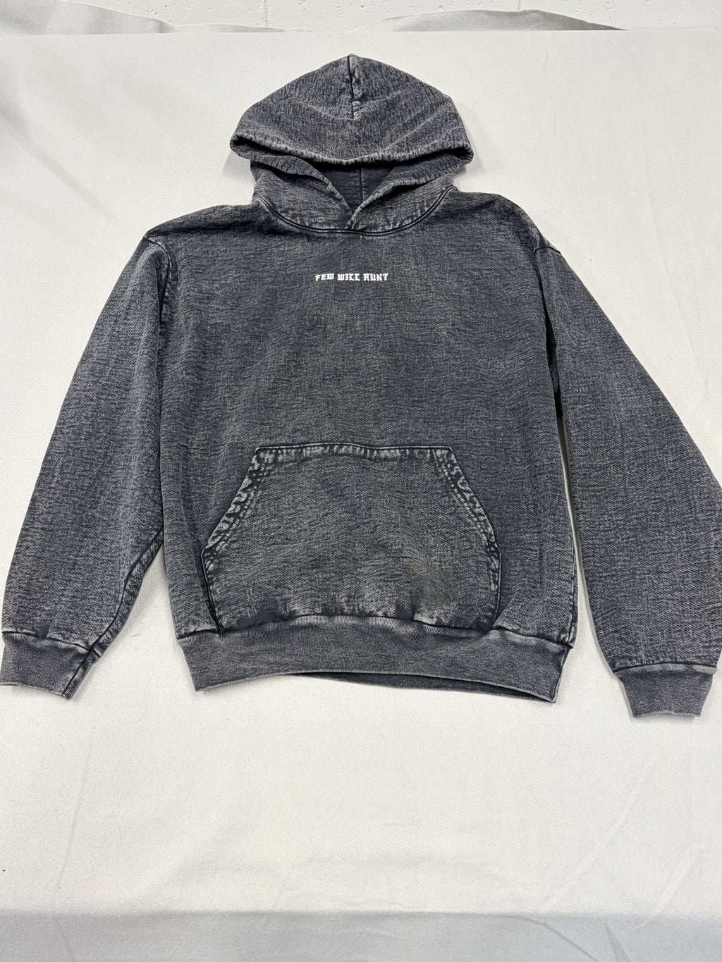 Gray Acid Wash Hoodie Few Will Hunt Graphic Print - Size L / Gray - Image 2