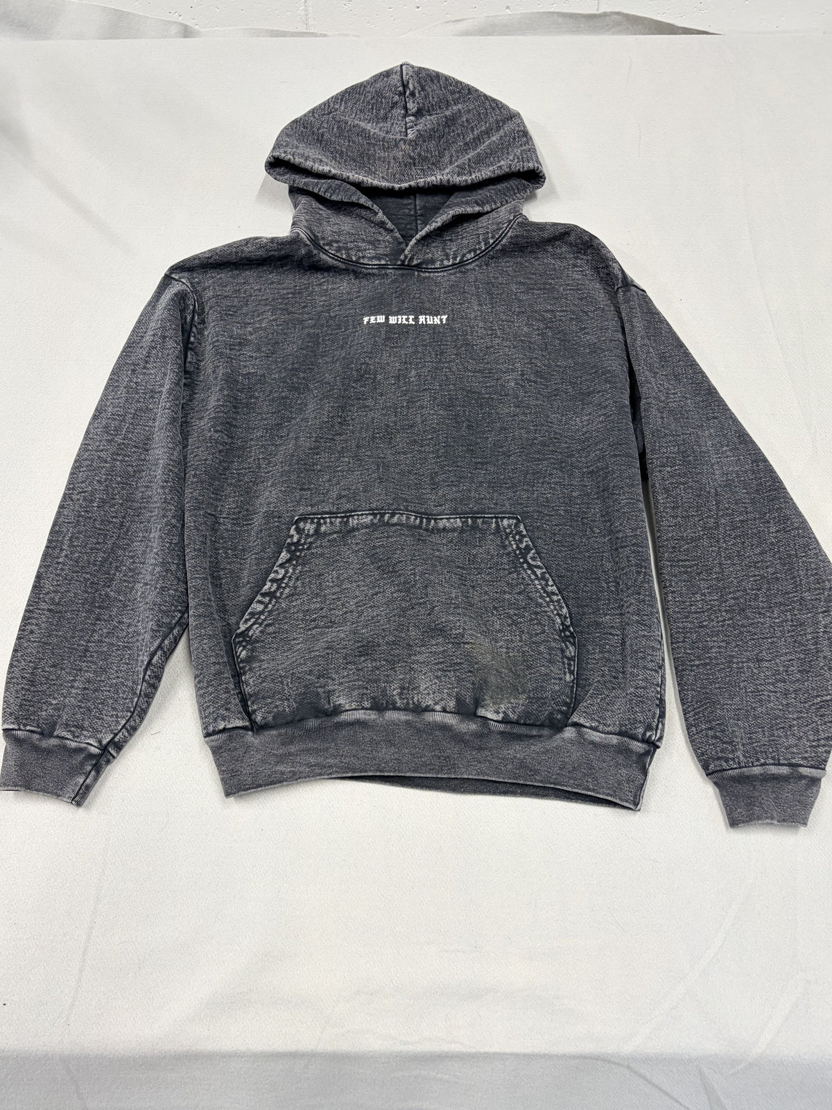 Gray Acid Wash Hoodie Few Will Hunt Graphic Print - Size L / Gray - Image 2