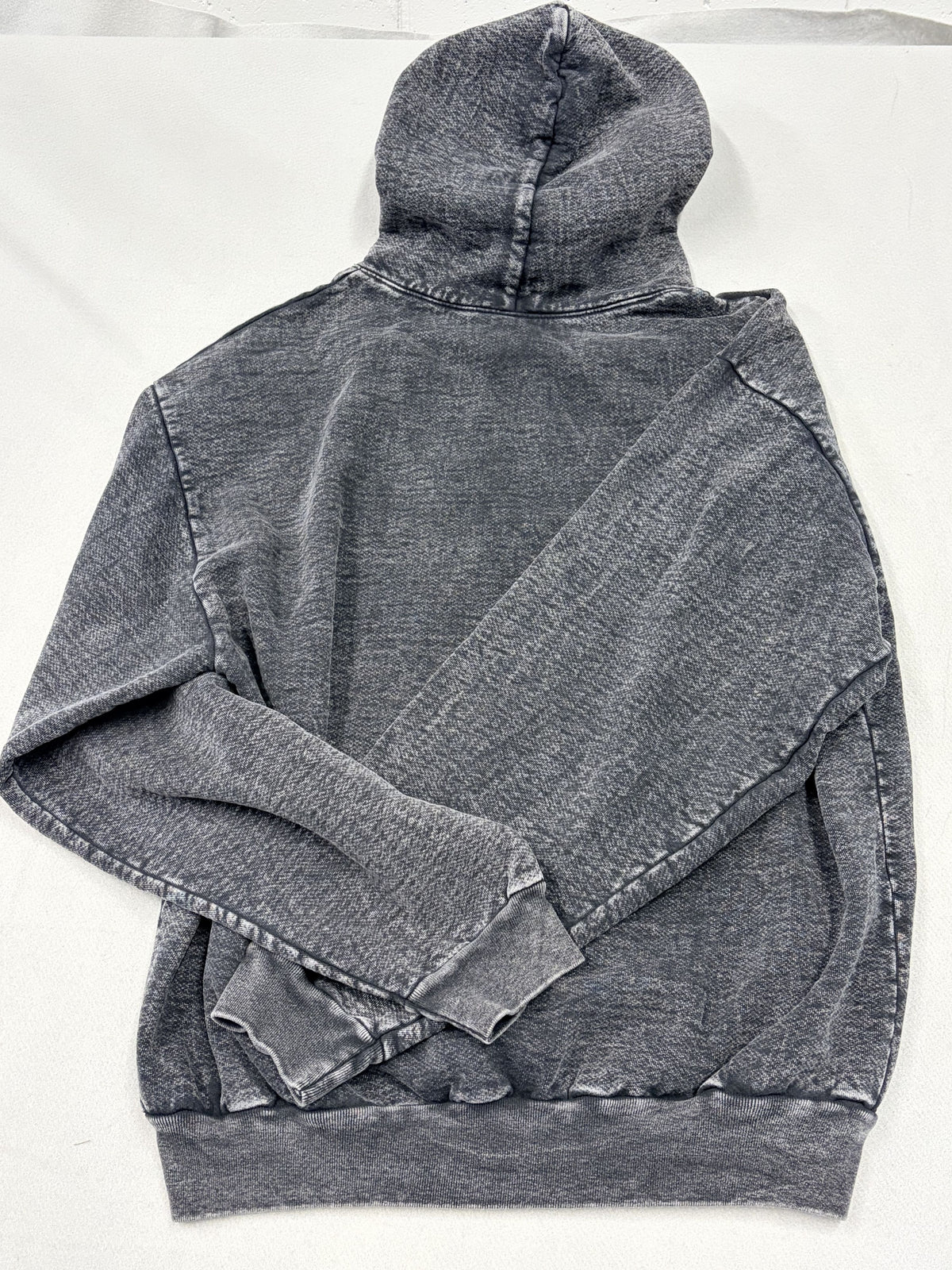 Gray Acid Wash Hoodie Few Will Hunt Graphic Print - Size L / Gray - Image 5