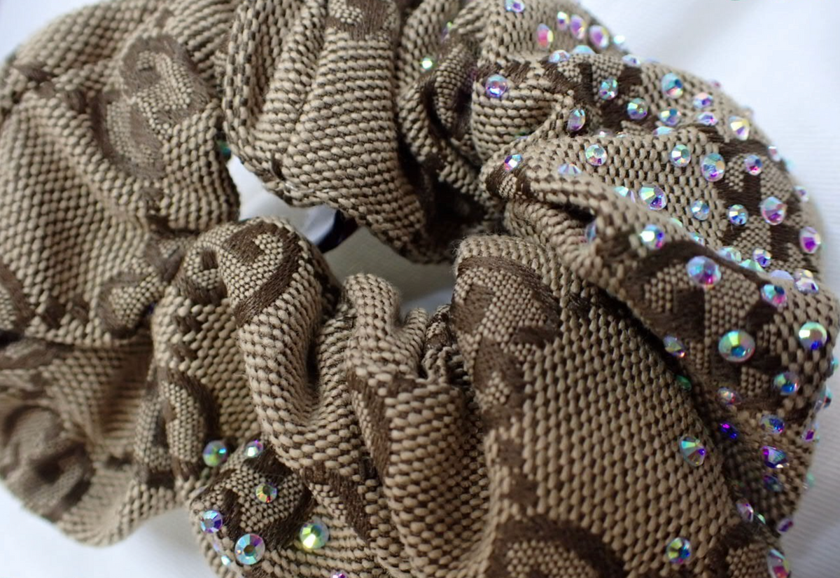 Gucci GG Canvas Crystal-Embellished Brown/Beige Scrunchie - NWT - Image 5