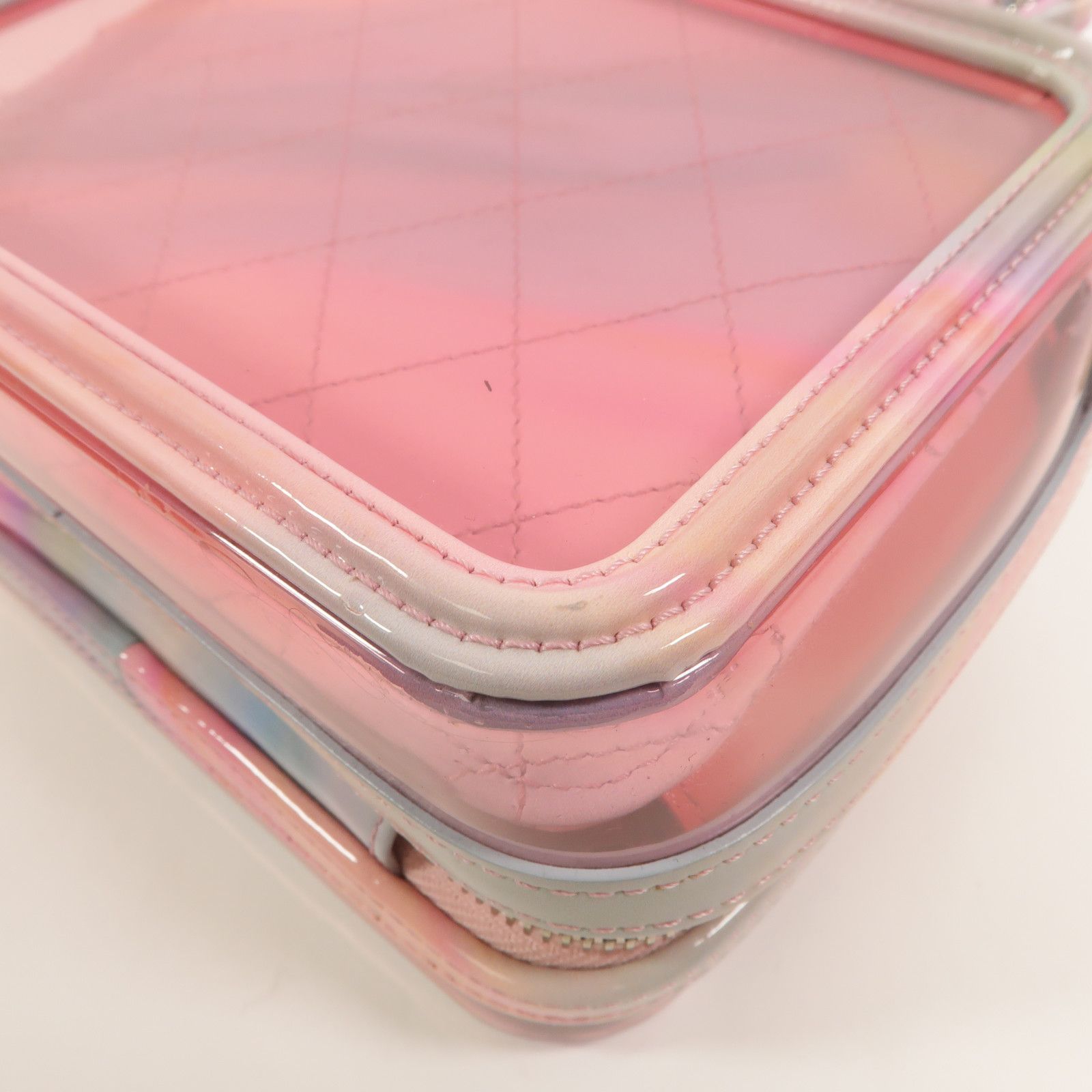 6938 - Chanel Pvc Patent Lambskin Small CC Vanity Case Pink