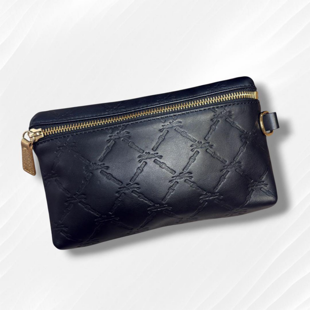 7575 - Longchamp Leather Pouch - Image 1