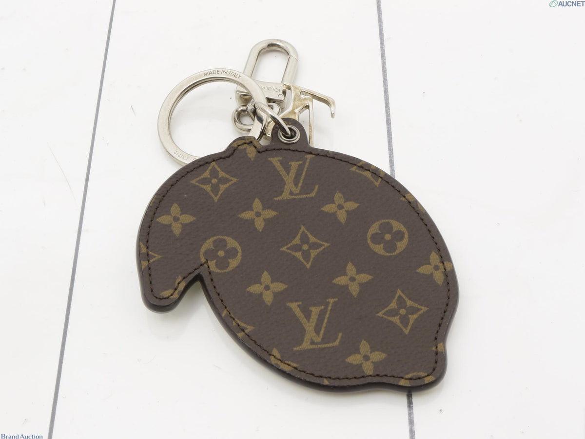 7628 - Louis Vuitton LV Fruits Lemon Bag Charm and Key Holder - Image 2