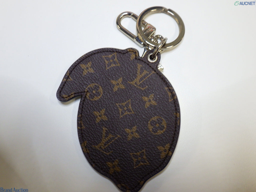 7628 - Louis Vuitton LV Fruits Lemon Bag Charm and Key Holder - Image 5