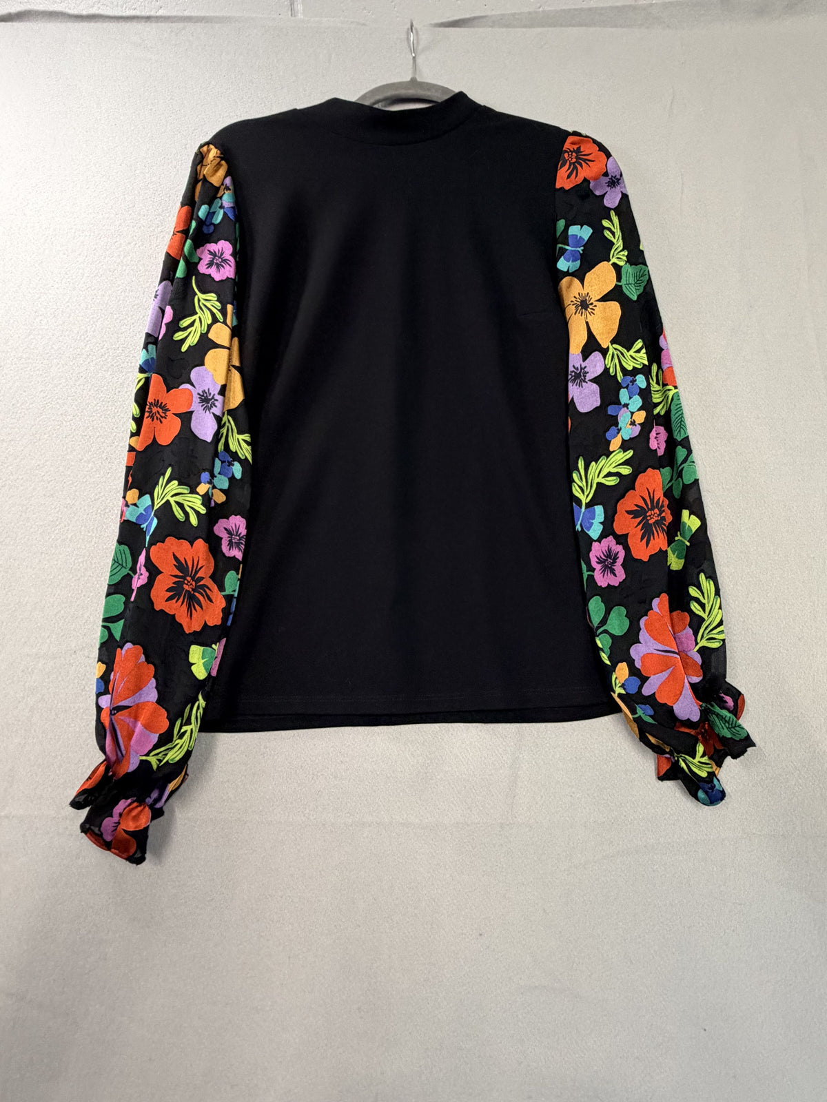 Saint and Sofia Penny Mock Neck Puff Sleeve Top Black Floral USA 6 UK 10 Women's - Image 2