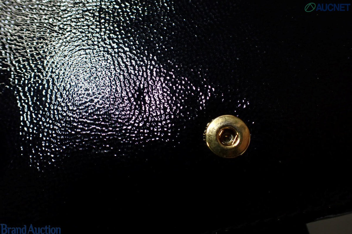 7605 - Yves Saint Laurent Y-Mail Black Patent Leather Continental Wallet - Image 11