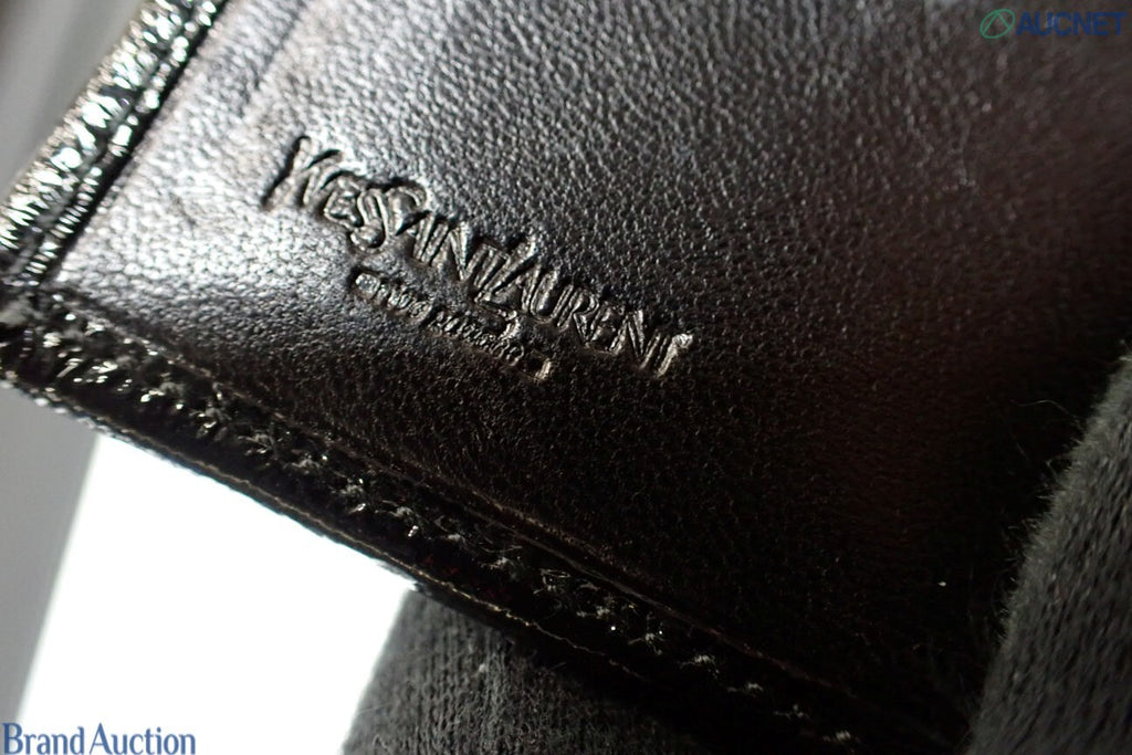 7605 - Yves Saint Laurent Y-Mail Black Patent Leather Continental Wallet - Image 13